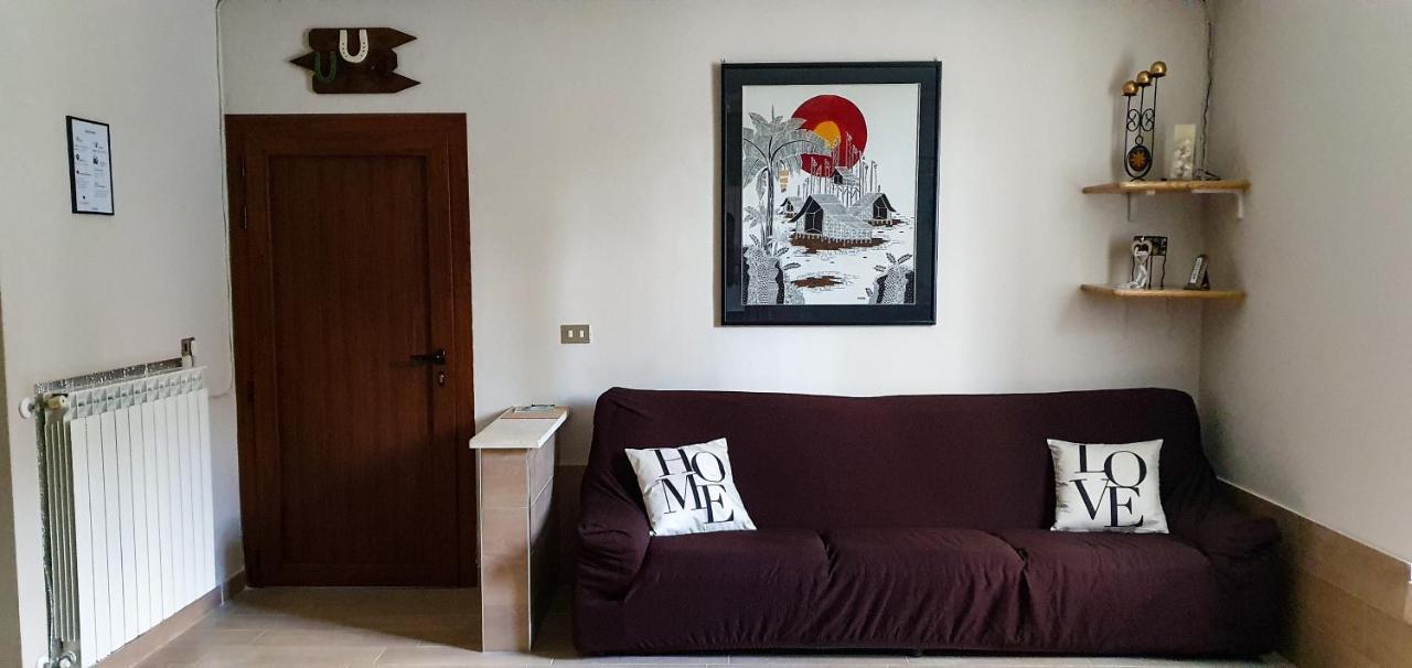 The Lover House تيرني المظهر الخارجي الصورة